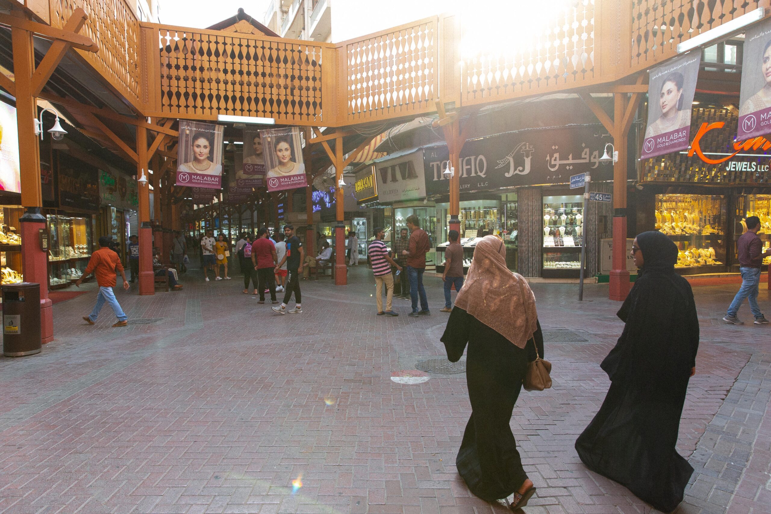 A Shoppers Haven: Stylish.ae’s Guide To Unique Buys In Dubais Souks