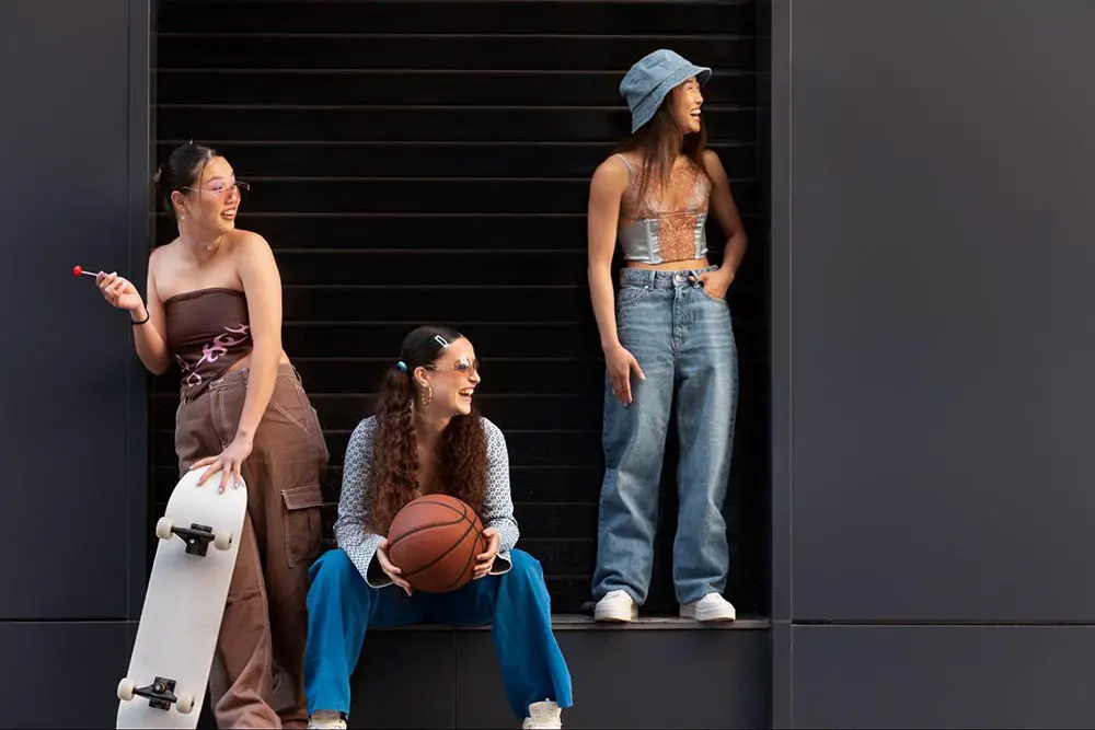 Deciphering Gen Z: A Stylish.ae Deep Dive Into Their Unique Fashion Preferences