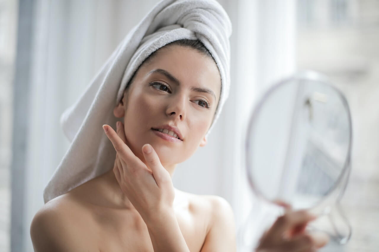 Oil Balance: Managing Oily Skin With Stylish.aes Best Practices