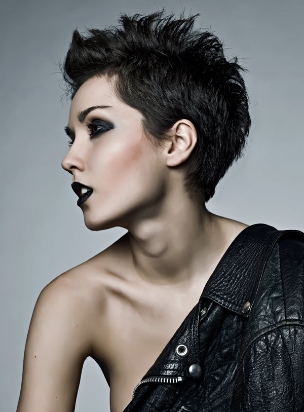 Pixie Perfect: How To Rock Short Hair With Confidence - Stylish.ae Exclusive