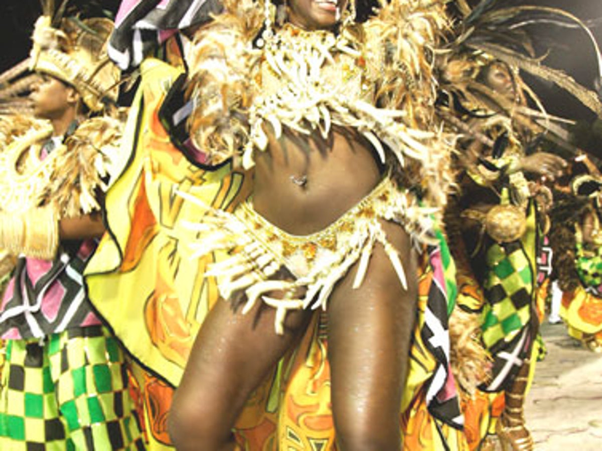 Stylish.ae Tales: Feeling The Rhythms Of Brazilian Carnaval!