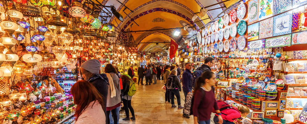 Stylish.ae Tales: The Colorful Bazaars Of Istanbul, Turkey.