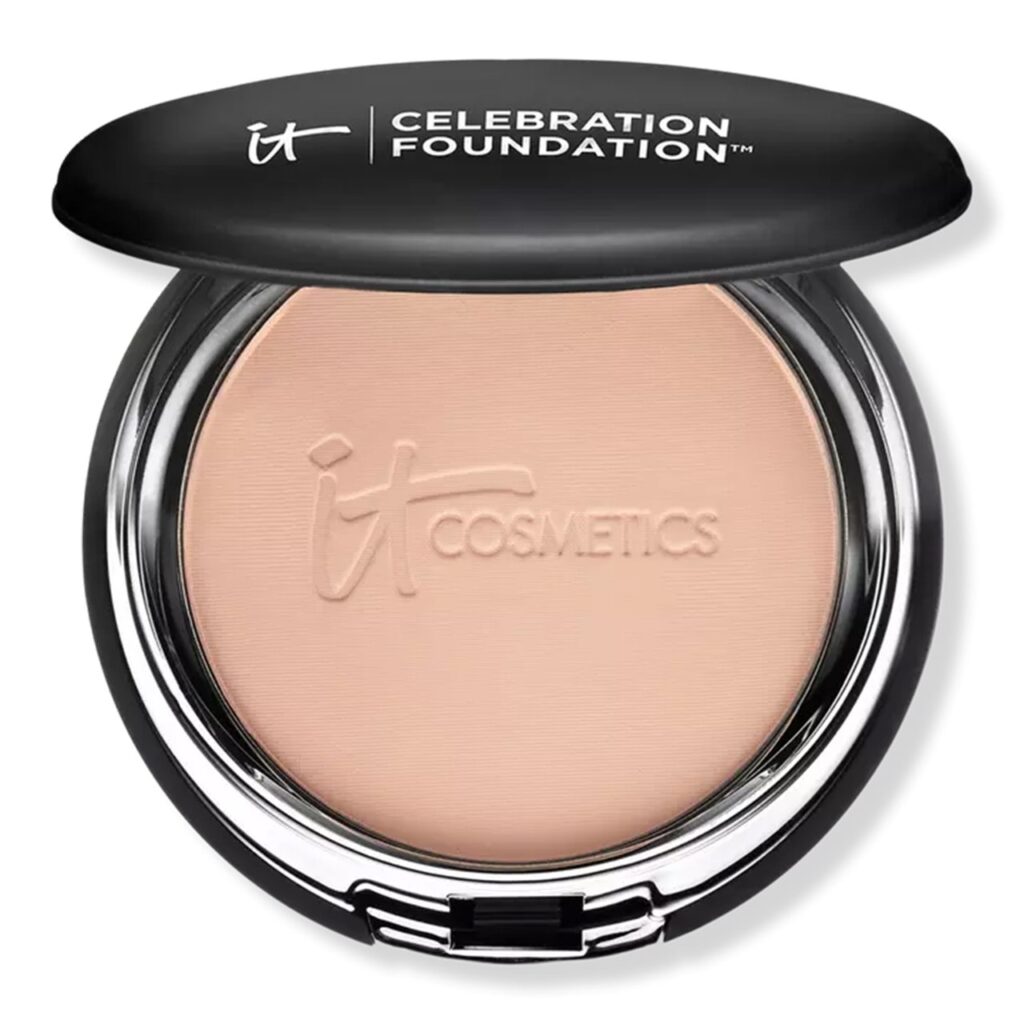 The Benefits of Powder Foundations for Mature Skin
