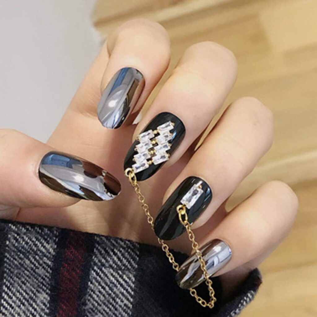 Gothic Nails With an Edge