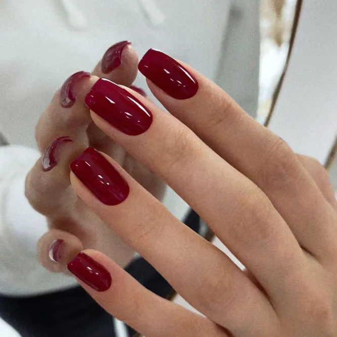 Caitlyn Jenner's Sophisticated Red Nails