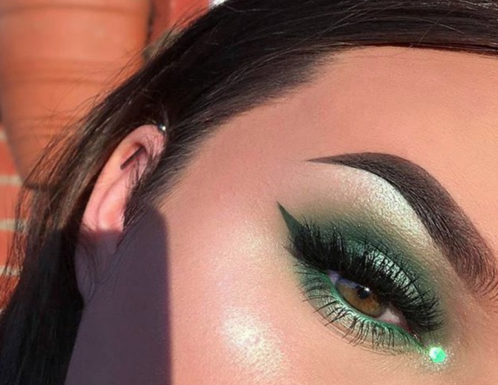 Emerald Green Eyeshadow