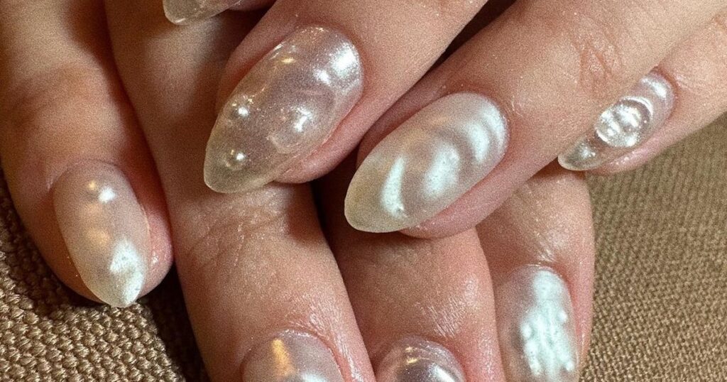 Oyster Manicure