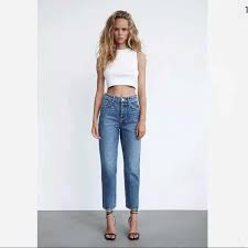 Zara Ankle-Cropped Jeans