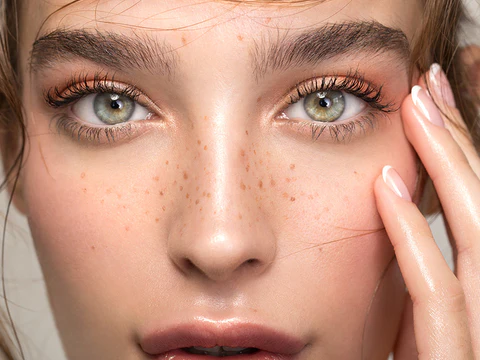 Makeup for Freckled Skin