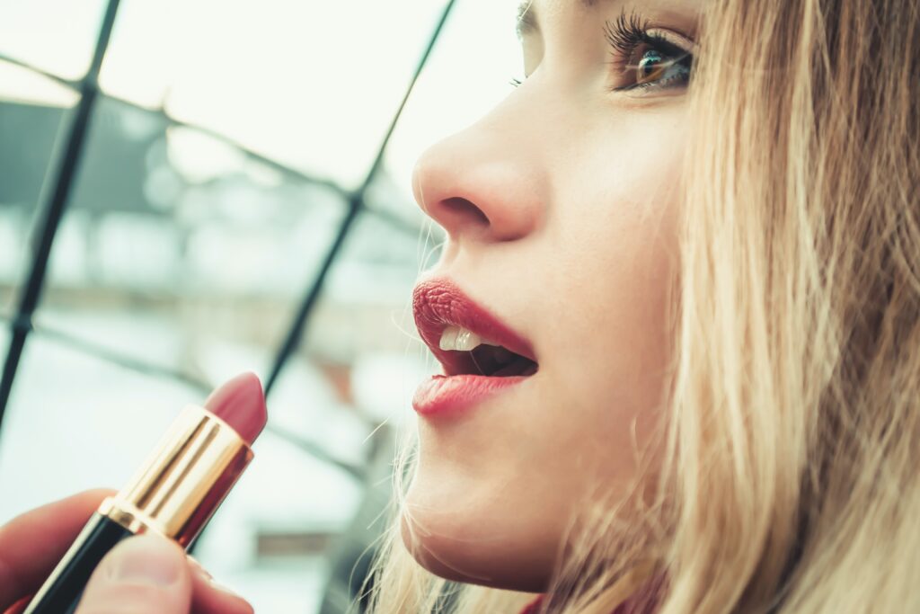 The Evolution Of Lip Makeup: A Historical Journey With Stylish.ae