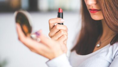 Hacks for a smudge-proof lipstick