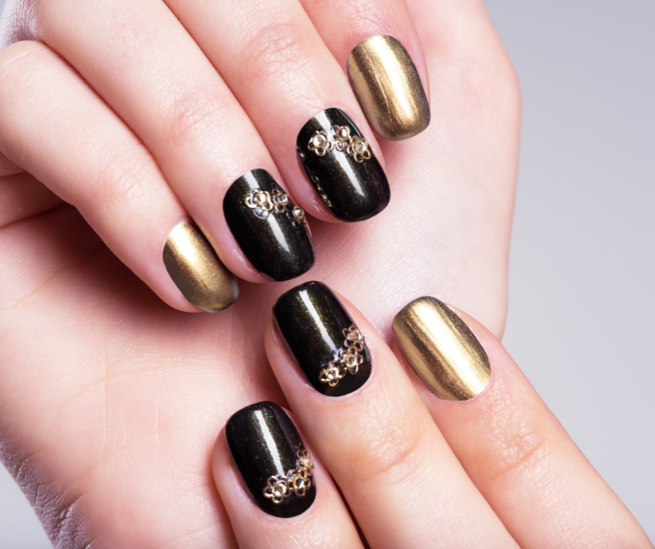 11 Chic Black Nail Designs for a Sophisticated Look